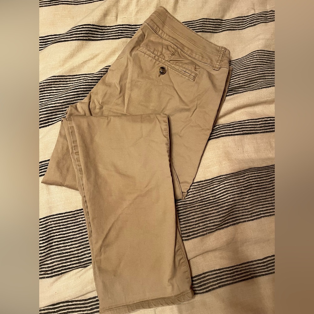 Women’s AE khaki Pants Size 14